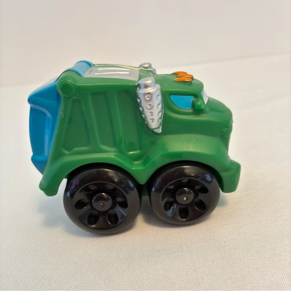 Tonka approximate size